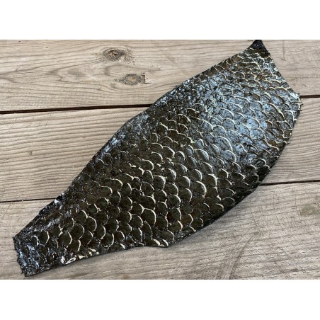 Peau de cuir de poisson tilapia argenté vert forêt glossy