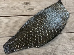 Peau de cuir de poisson tilapia argenté vert forêt glossy