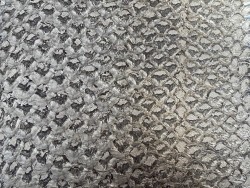 Détail écailles cuir de poisson - Perche du Nil - Gris - bijou maroquinerie - luxe exotique Cuir en Stock
