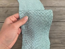 Cuir de poisson Perche du Nil mate - Vert d'eau - Cuir en Stock