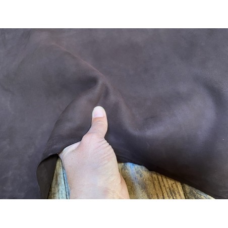 Peau de chèvre velours marron chocolat - maroquinerie - chaussure - Cuir en stock