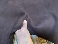 Peau de chèvre velours marron chocolat - maroquinerie - chaussure - Cuir en stock
