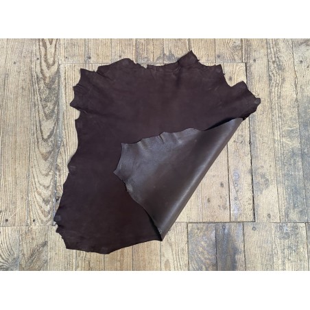 Peau de chèvre velours marron chocolat - maroquinerie - chaussure - cuir en stock