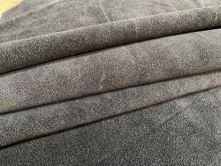 Peau de veau velours petit grain effet poil métallisé gris - maroquinerie - Cuir en Stock