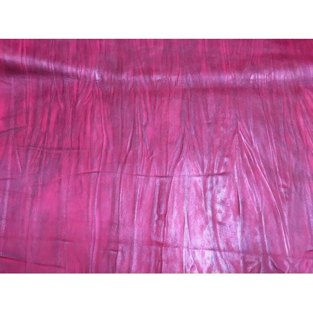 Peau de cuir de mouton effet plissé bordeaux