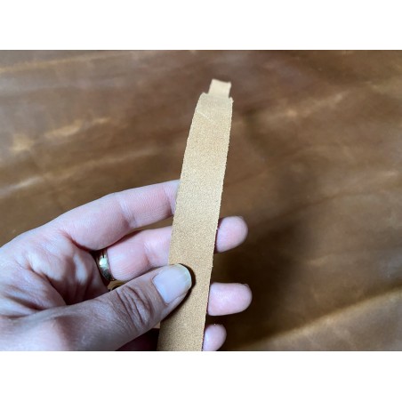 Longue bande de cuir tannage végétal brun - Cuir de vache - cuir en stock