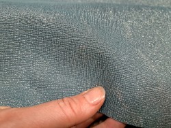 Peau de veau velours petit grain pailleté - bleu - maroquinerie - Cuir en stock