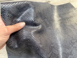 Morceau de cuir de vache grain serpent - ANTHRACITE - Cuirenstock