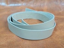 Bande de cuir souple - 140 cm - Amande - lanière - anses - sangle - Cuir en Stock