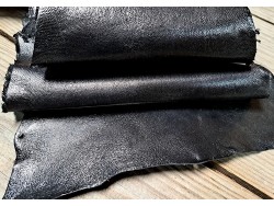 Cuir de queue de kangourou - noir satiné - cuirenstock