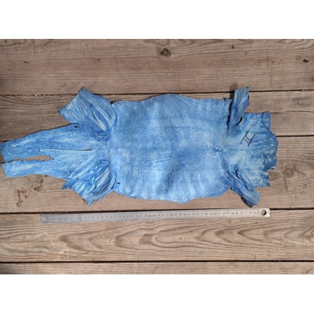 peau cuir lézard - bleu azur - accessoire bijoux - cuir en stock