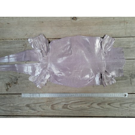 Grande peau de cuir de lézard - parme - Cuir en stock