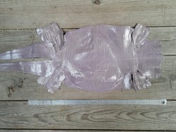 Grande peau de cuir de lézard - parme - Cuir en stock