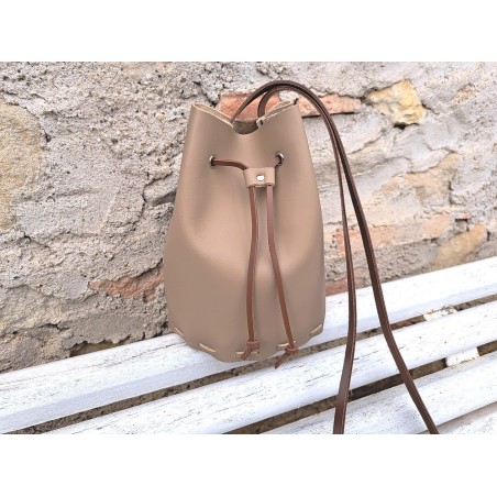 Box DIY - TUTO sac seau sans couture - coffret cuir - maroquinerie - cuir en stock