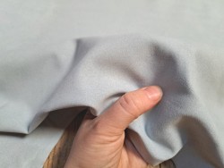 Peau d'agneau velours - bleu ciel - Doublure - Vêtement - Cuir en stock