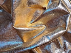 Bande de veau métallisé - OR - maroquinerie - Cuir en Stock