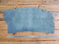 Collet de vache bleu horizon tannage végétal grainé