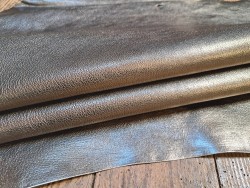 Peau de cuir de chèvre métallisé - White gold - cuirenstock