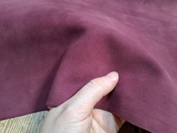 Peau de chèvre velours - Lie de vin- Maroquinerie - Cuir en Stock