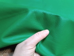 Peau de cuir de mouton - Vert Menthe - vêtement - Cuir en Stock