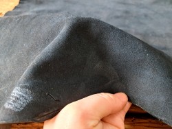 Peau de chèvre velours - Bleu nuit - Cuir en Stock