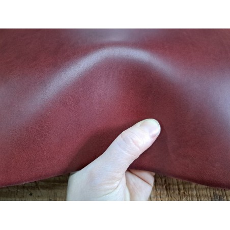 Collet de vache grenat 2,1 mm - cuir harnachement ceinture étui