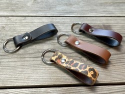 Porte clés en cuir avec un simple anneau - Cuir en Stock