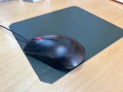 Tapis de souris en cuir véritable - idée cadeau - Cuir en Stock