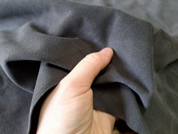 Peau de veau velours - carbone - maroquinerie - vêtement - Cuir en stock