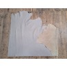 Demi-peau de cuir de vache grainée - écru - maroquinerie - ameublement - Cuir en Stock