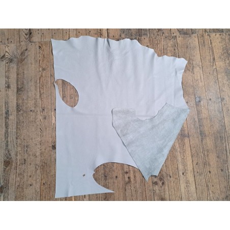 Grande demi peau de cuir de vache grainée - gris plume - maroquinerie - cuirenstock