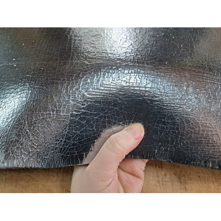 Collet de vache tannage végétal craquelé - Acier - Cuirenstock