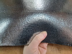 Collet de vache tannage végétal craquelé - Acier - Cuirenstock
