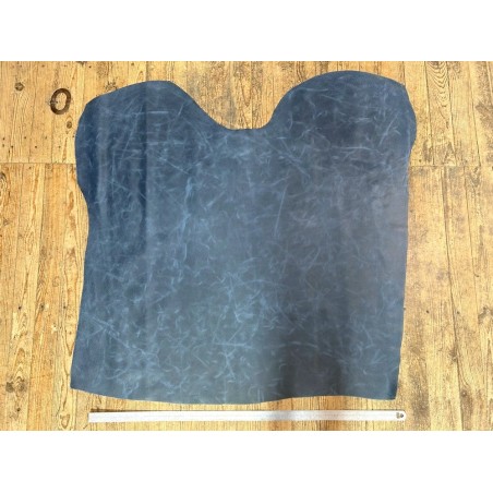 Peau de veau velours, ciré pull-up nuancé bleu jeans - Cuir en Stock