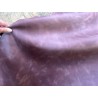 Peau de veau velours, ciré pull-up nuancé raisin - Cuir en Stock