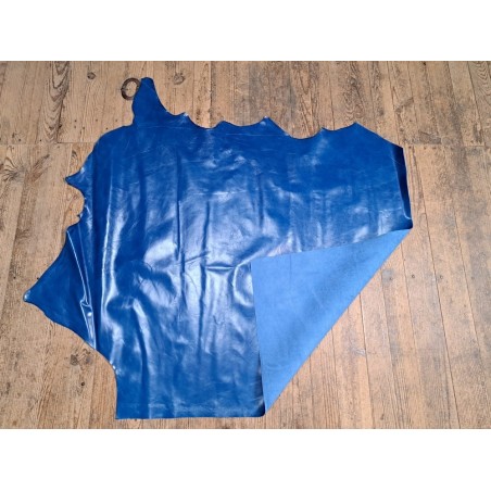 Demi-peau de cuir de vachette pullup - bleu cyan - maroquinerie - Cuir en stock