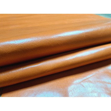 Demi-peau de cuir de vachette ciré pullup - mandarine - maroquinerie - cuir en stock