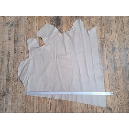 Demi-peau de cuir de vache grainée - écru - maroquinerie - cuir en stock