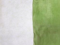 Peau de veau velours vintage - vert clair - cuir en stock