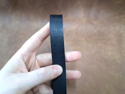Bande de cuir sur mesure - Noir - cuir en stock