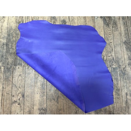 Peau de cuir d'agneau lisse violet - Cuir en Stock