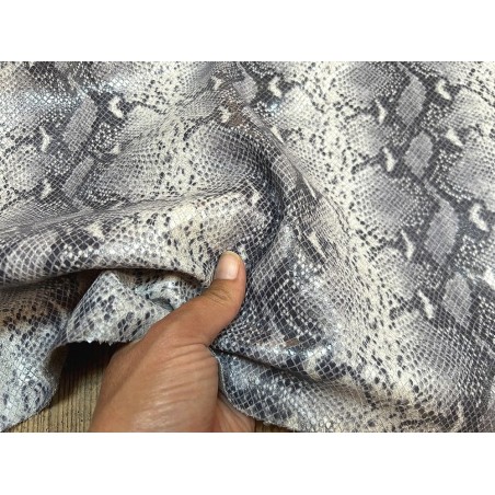 Peau de veau velours serpent - gris - maroquinerie - Cuir en stock