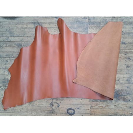 bande de vache lisse - châtain -tannage végétal - maroquinerie - accessoires - cuirenstock