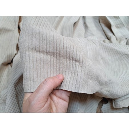 chutes de cuir - agneau - écru - maroquinerie - vêtements - cuir en stock