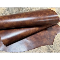Demi-peau de cuir de veau BOX lisse - tannage ferme - nuancé effet tamponné - pain brûlé - Cuir en Stock