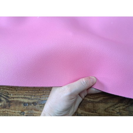 Morceau de cuir de vachette grainée - Rose - Cuir en Stock