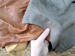 Chutes de morceaux de cuir de cerf - taupe - brun - bijoux - accessoires - maroquinerie - Cuir en stock