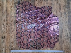 peau de veau - serpent - holographique - maroquinerie - Cuir en stock