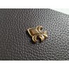 concho - fleur de lys - embellissement - maroquinerie - laiton - cuir en stock
