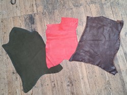 Lot de 3 peaux de cuir stretch - couleurs diverses - Cuir en Stock